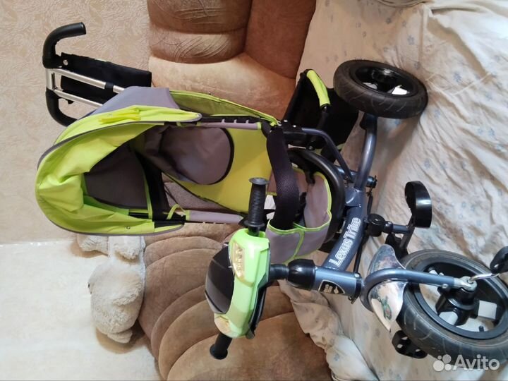 Детский велосипед трехколесный с ручкой