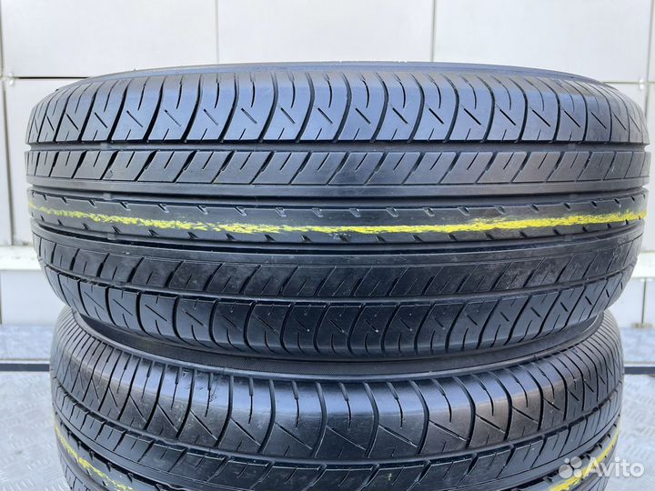 Yokohama dB Decibel E70N 215/60 R16