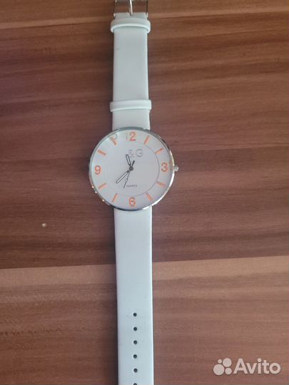 Часы наручные