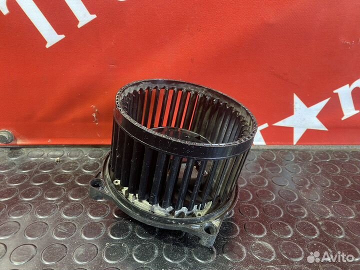 Моторчик отопителя Daf XF106