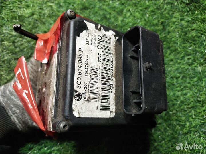 Блок ABS (Насос) Volkswagen Passat (B6) VI