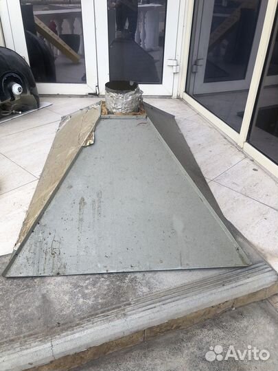 Зонты вытяжной бу