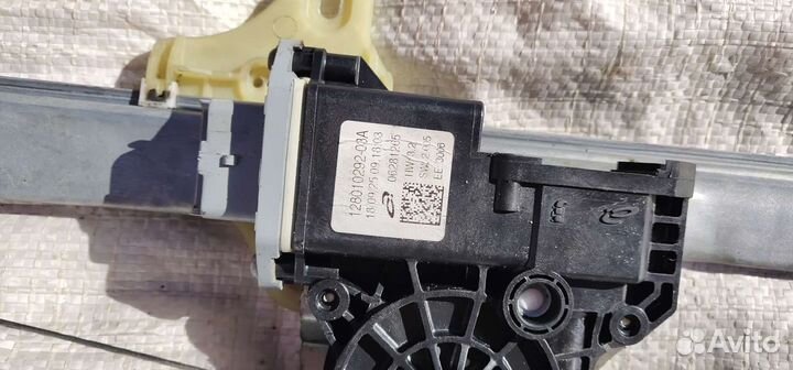 Моторчик стеклоподъемника для Renault Captur