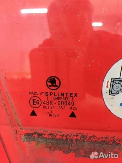 Стекло двери переднее правое Skoda Octavia A4 tour