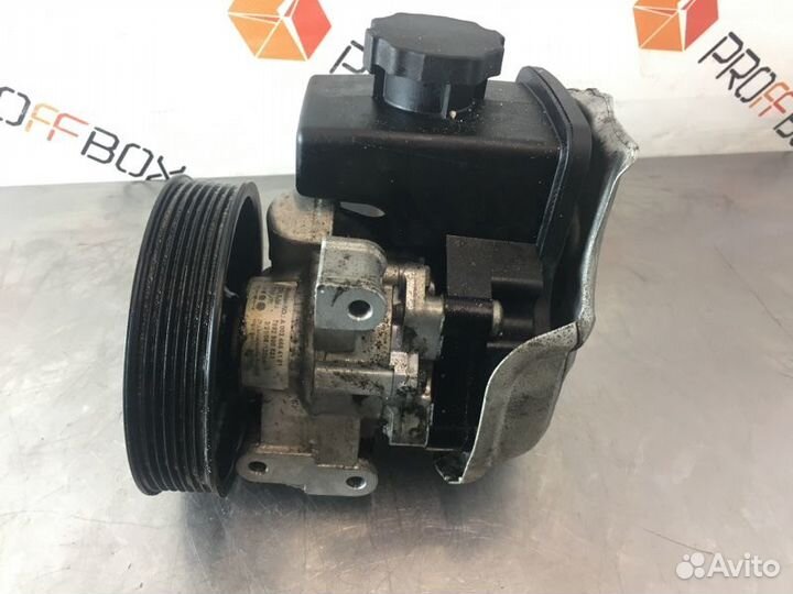 Насос гидроусилителя руля Mercedes C-Class W203