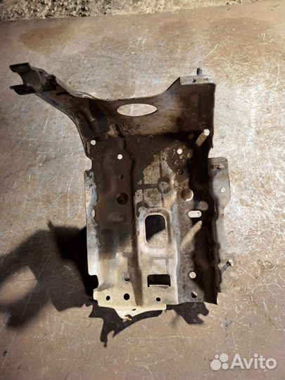 Площадка аккумулятора Shevrolet Lacetti