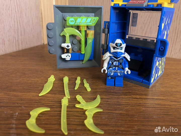 Lego ninjago 71715 аркадный автомат Джея