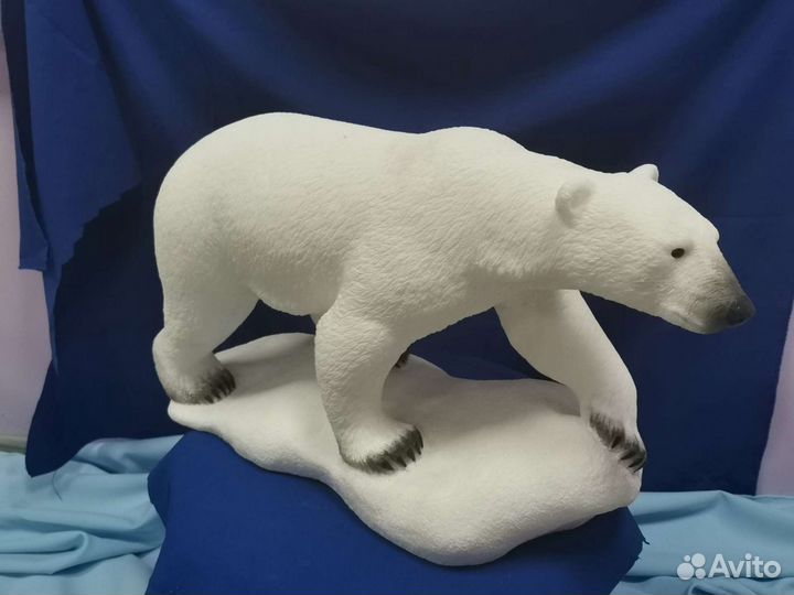Медведь белый