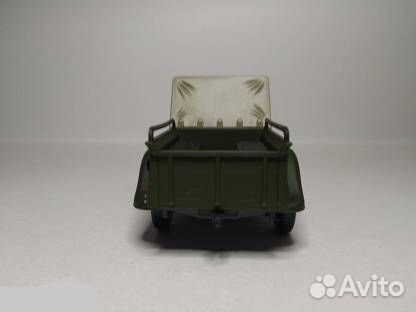 Авто модель 1:43