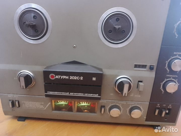 Катушечный магнитофон