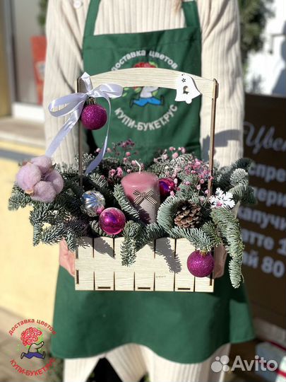 Новогодние композиции, букеты из нобилиса