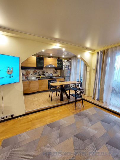 4-к. квартира, 83,7 м², 4/9 эт.