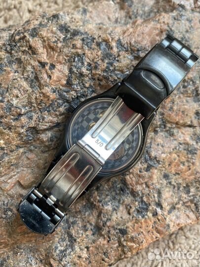 Часы Swatch sistem dark YIB401G sistem51