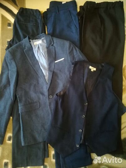 Школьный костюм