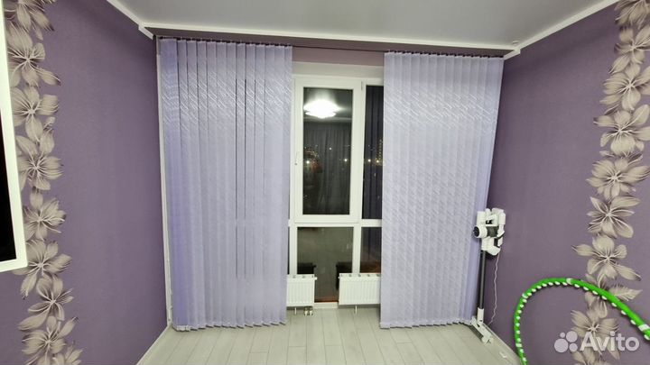 Вертикальные жалюзи в комнату