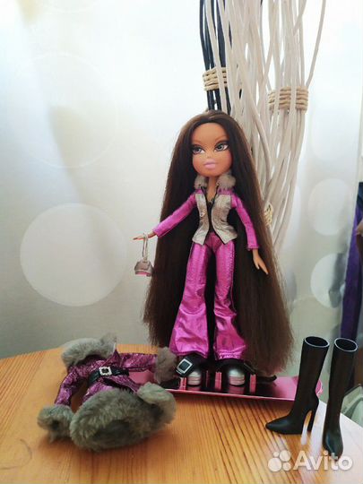 Кукла Bratz Жасмин 