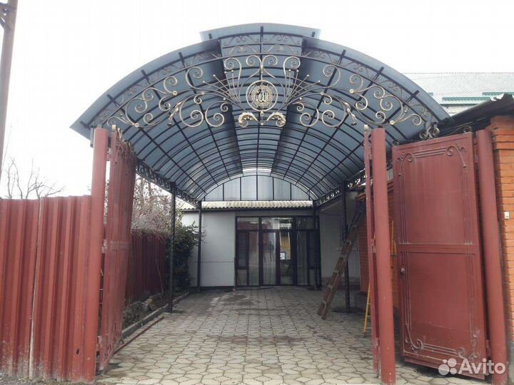 Новесы из поликарбоната