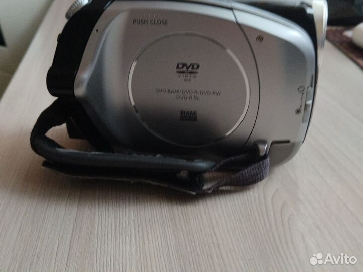 Видеокамера Panasonic VDR-D50