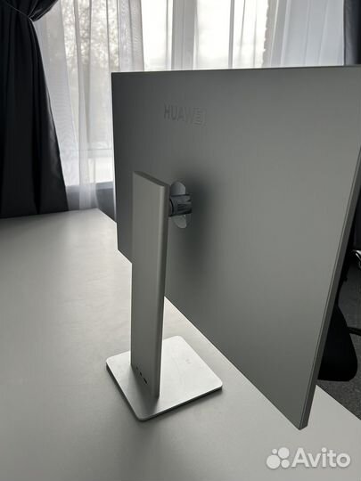Huawei MateView 28