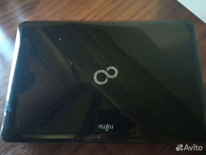 Fujitsu lifebook AH531
