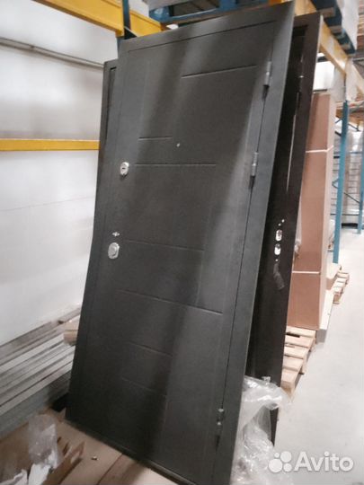 Двери входные железные