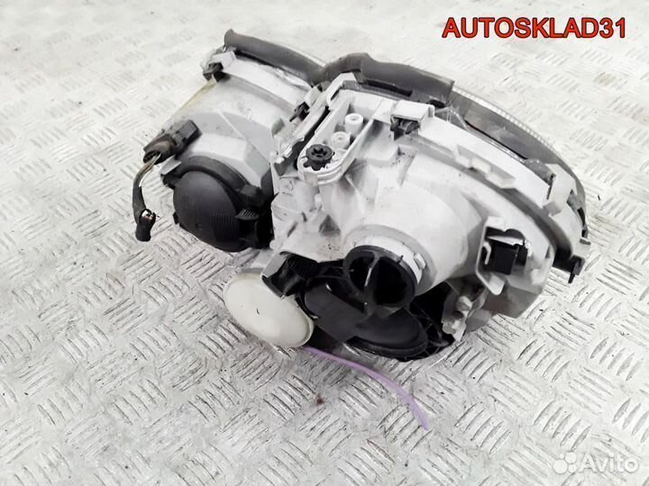 Фара правая Mercedes Benz W203 0301166202