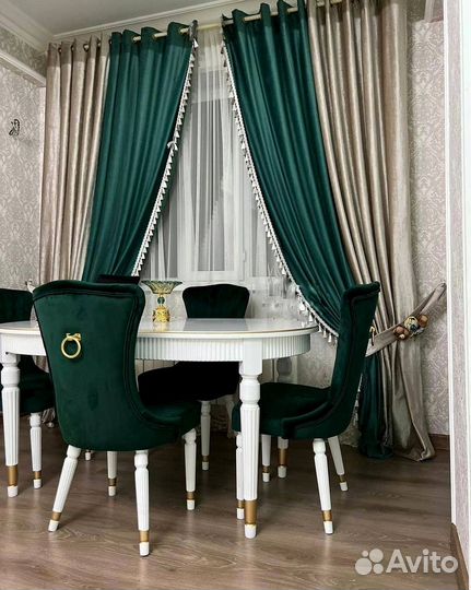 Кухонный стол и стулья. Собственное производство