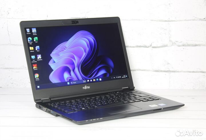 Ультрабук Fujitsu LifeBook u749 I5/8/512/IPS