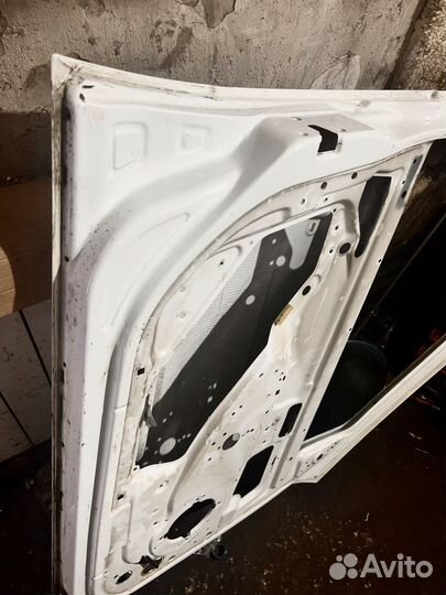 Дверь передняя левая на LADA granta