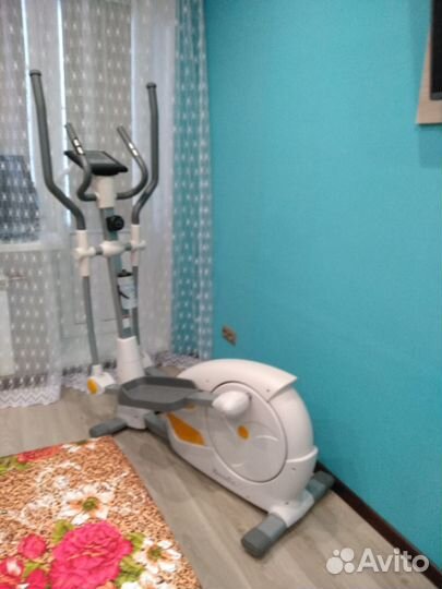 Домашний тренажер эллипсоид