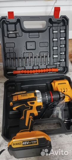 Шуруповерт dewalt