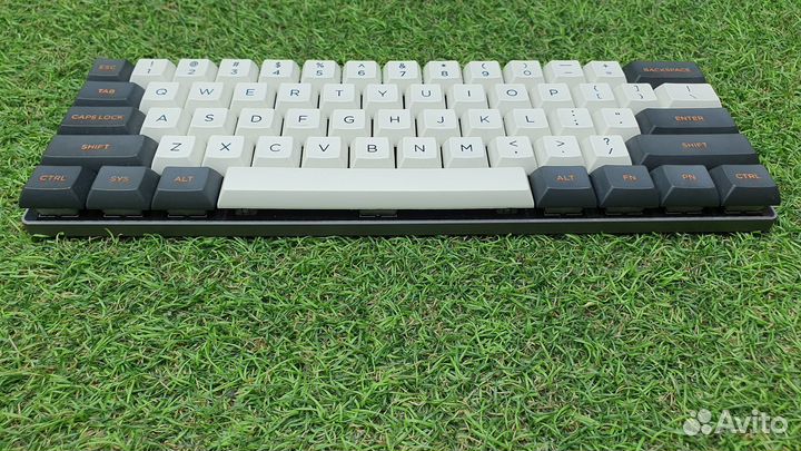 Vortex POK3R RGB v2 механическая клавиатурв