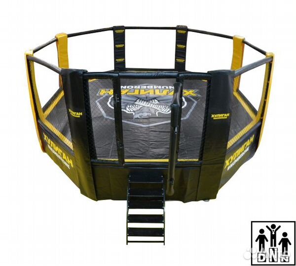 Восьмиугольный ринг на помосте 8 м DNN