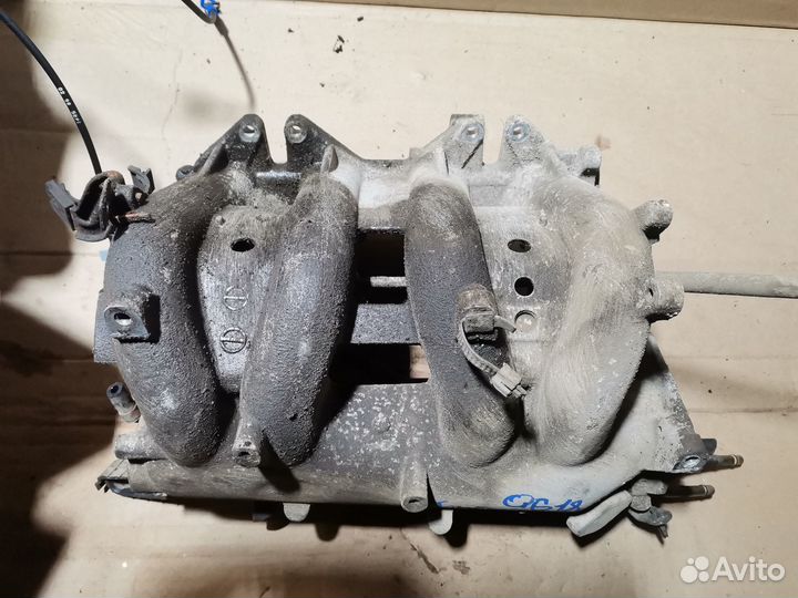 Коллектор впускной Nissan Almera Tino Primera 1.8