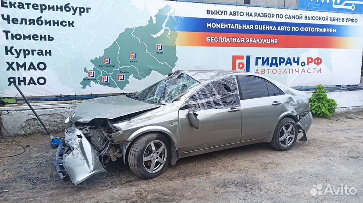 Обшивка багажника правая Nissan Primera (P12) 79920-AV700. Царапины