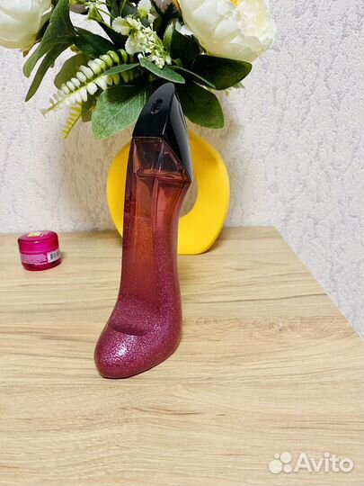 Духи женские Carolina Herrera