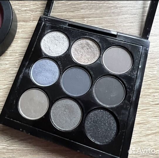 Yves Saint Laurent Mac La Roche