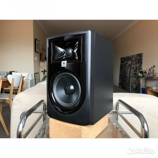 Студийные мониторы jbl lsr 305 p mk2 в