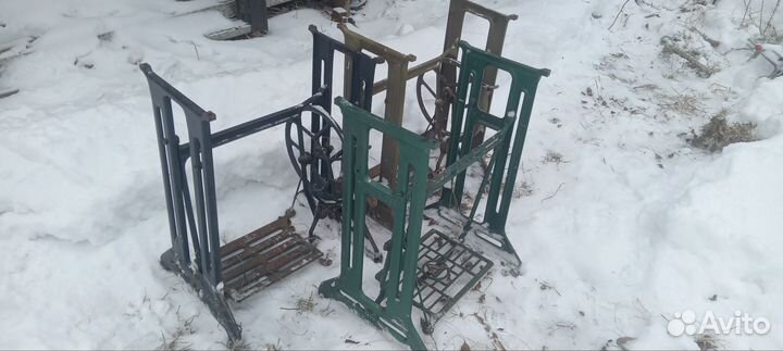 Станина от швейной машинки