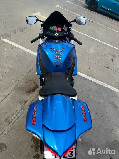 Продам suzuki gsx-r 750 k8