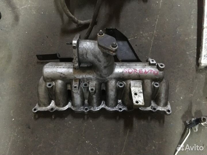 Коллектор впускной (Kia Sorento)