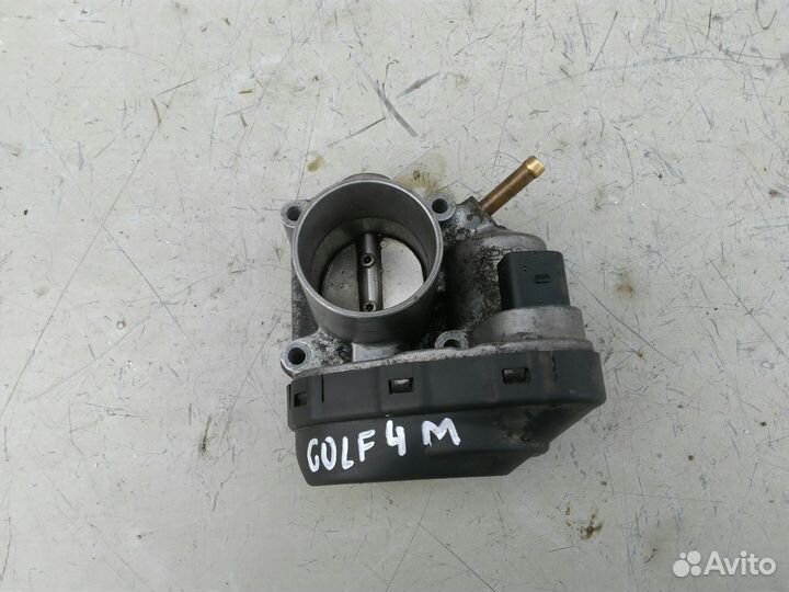 Дроссельная заслонка Volkswagen Golf 4