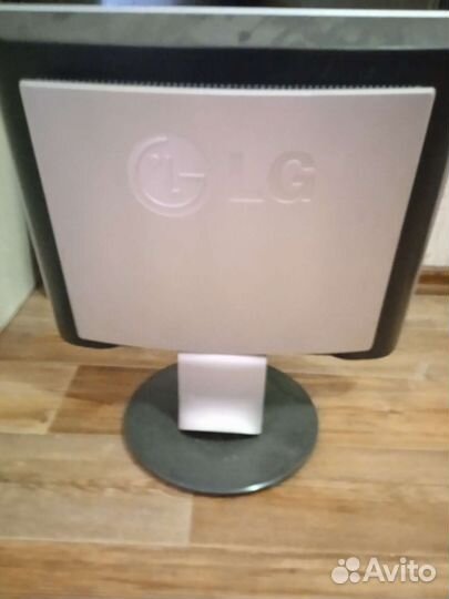 Монитор LG