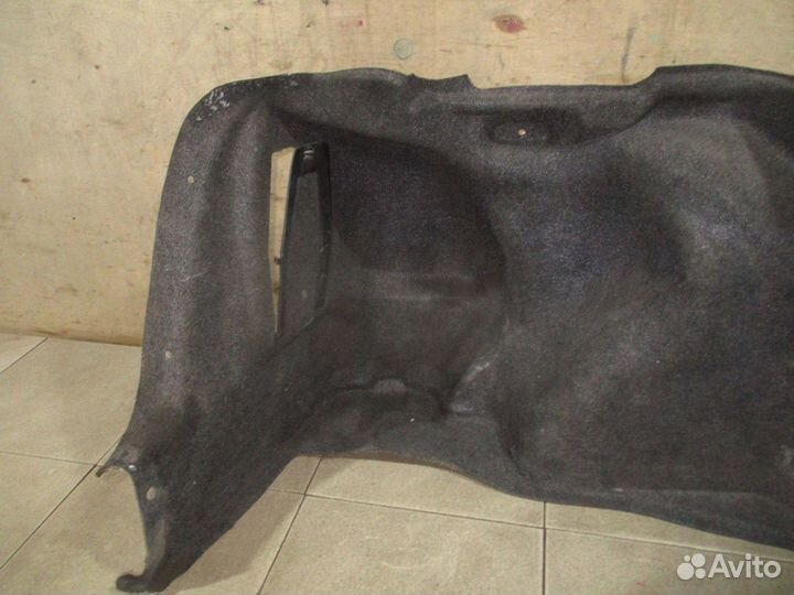 Обшивка багажника Toyota Corolla (E120)