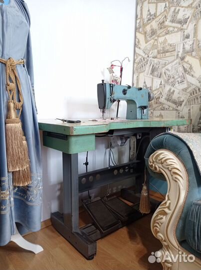 Производственная швейная машина 1022м