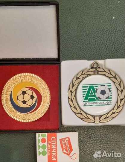 Коллекция футбольных и спортивных значков СССР