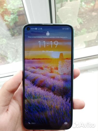 Телефон Honor 9c