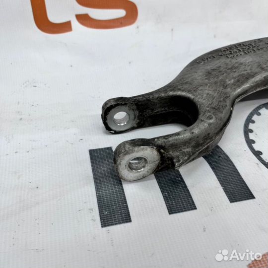 Вилка амортизатора передняя правая Audi A6 C8 2019