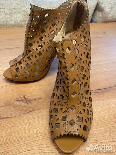 Туфли женские