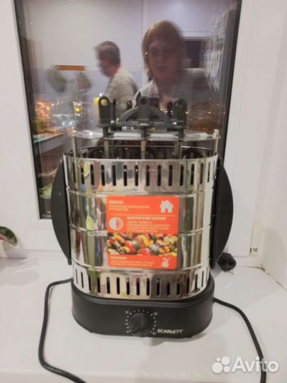 Электрошашлычница новая